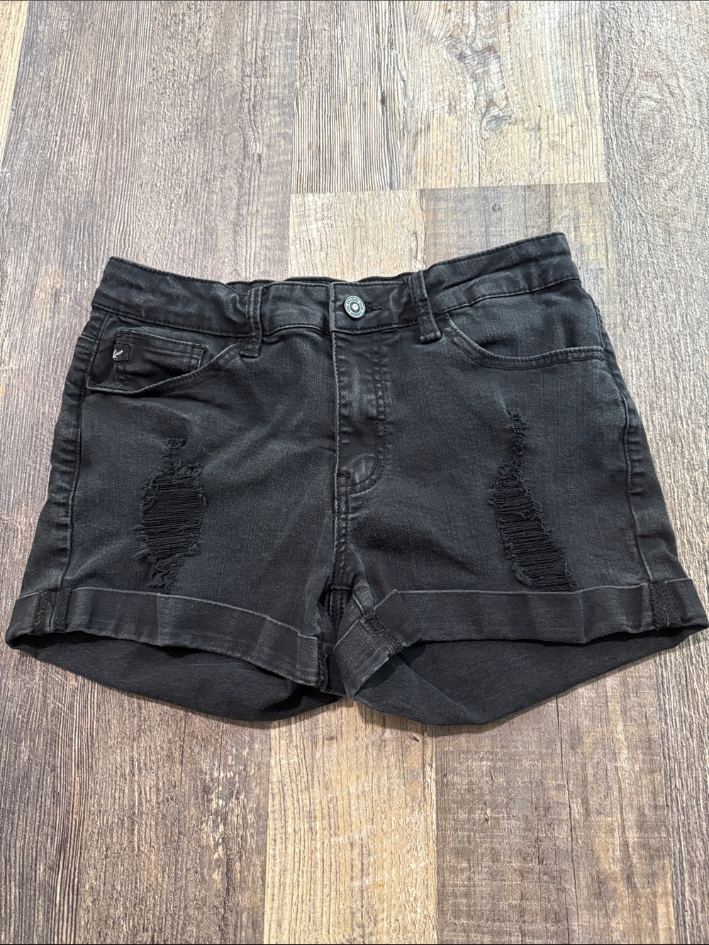 KanCan Black Distressed Cuffed Denim Jean Mid Rise Shorts Women’s Size 7/27